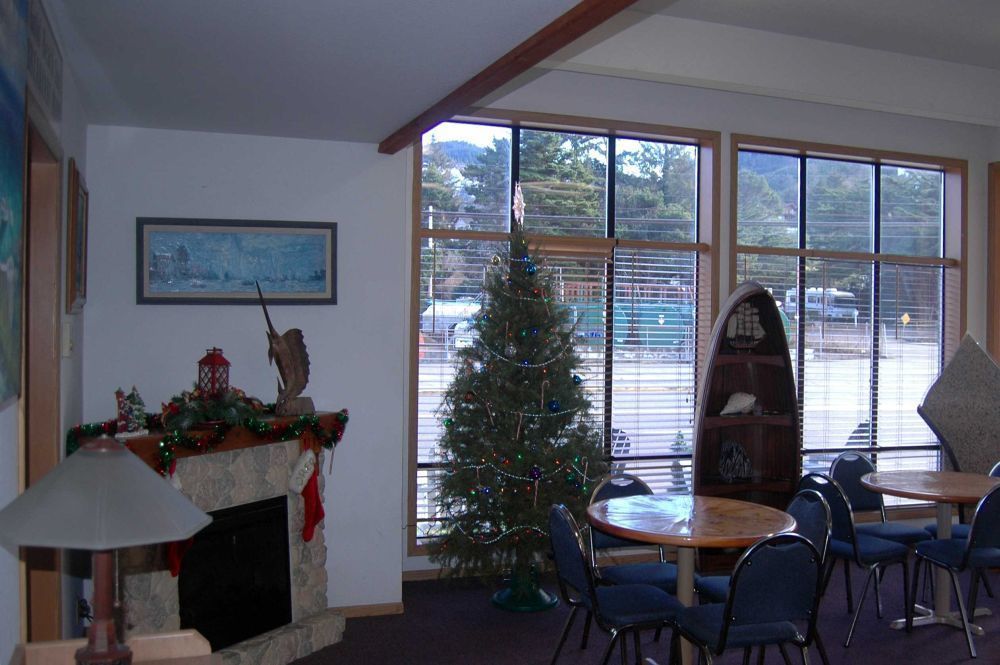 Gold Beach Inn Exterior photo