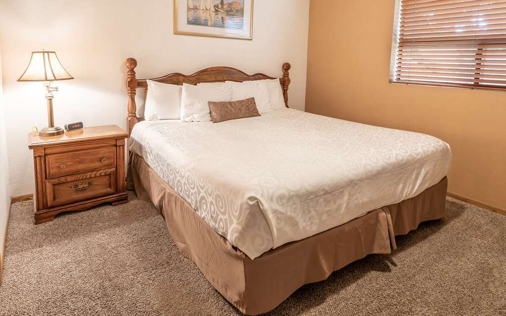 Gold Beach Inn Room photo